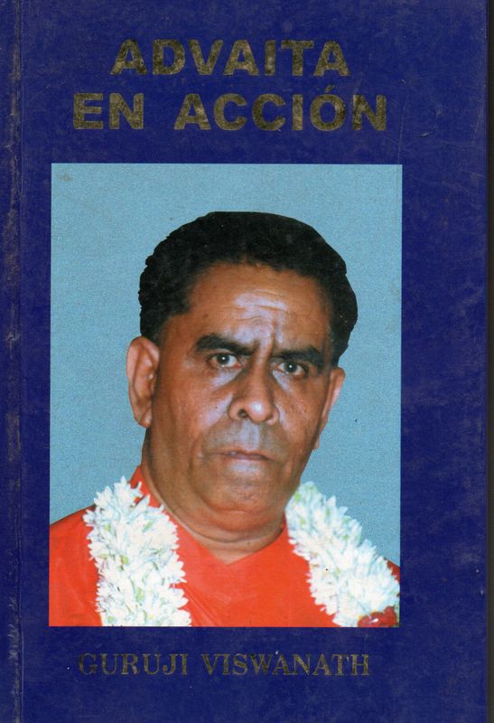 Advaita En Accion (Spanish) Old Book