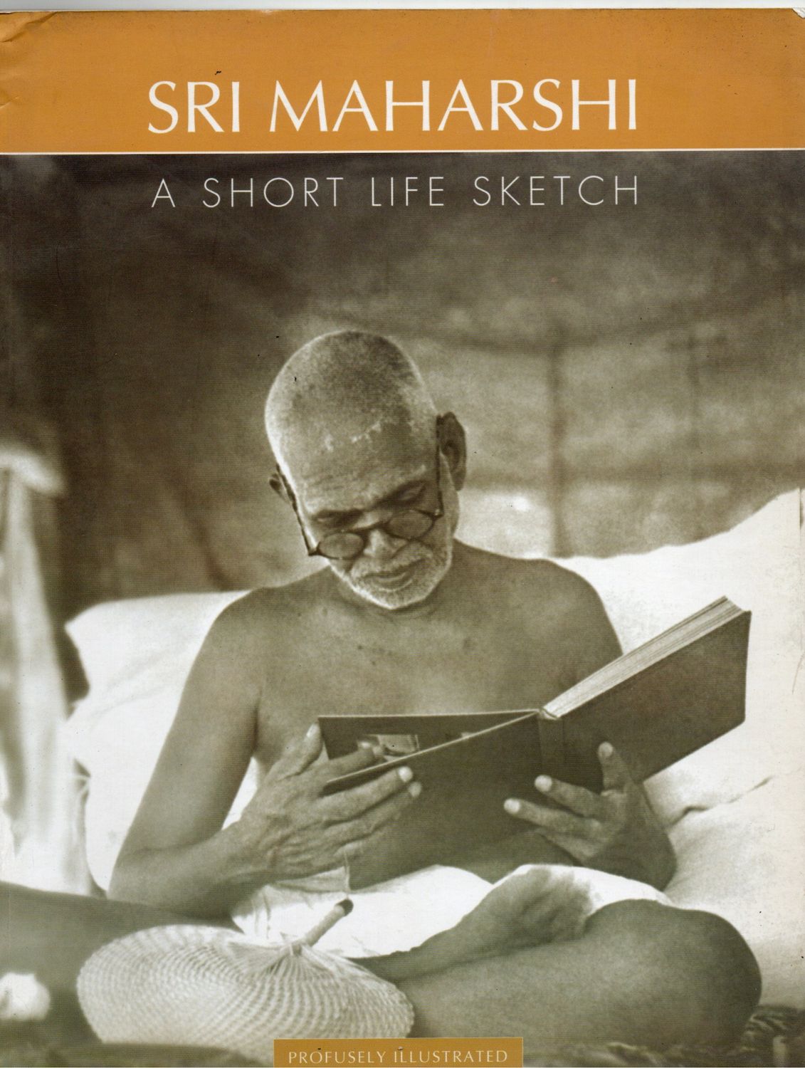 Sri Maharshi A Short Life Sketch (English)