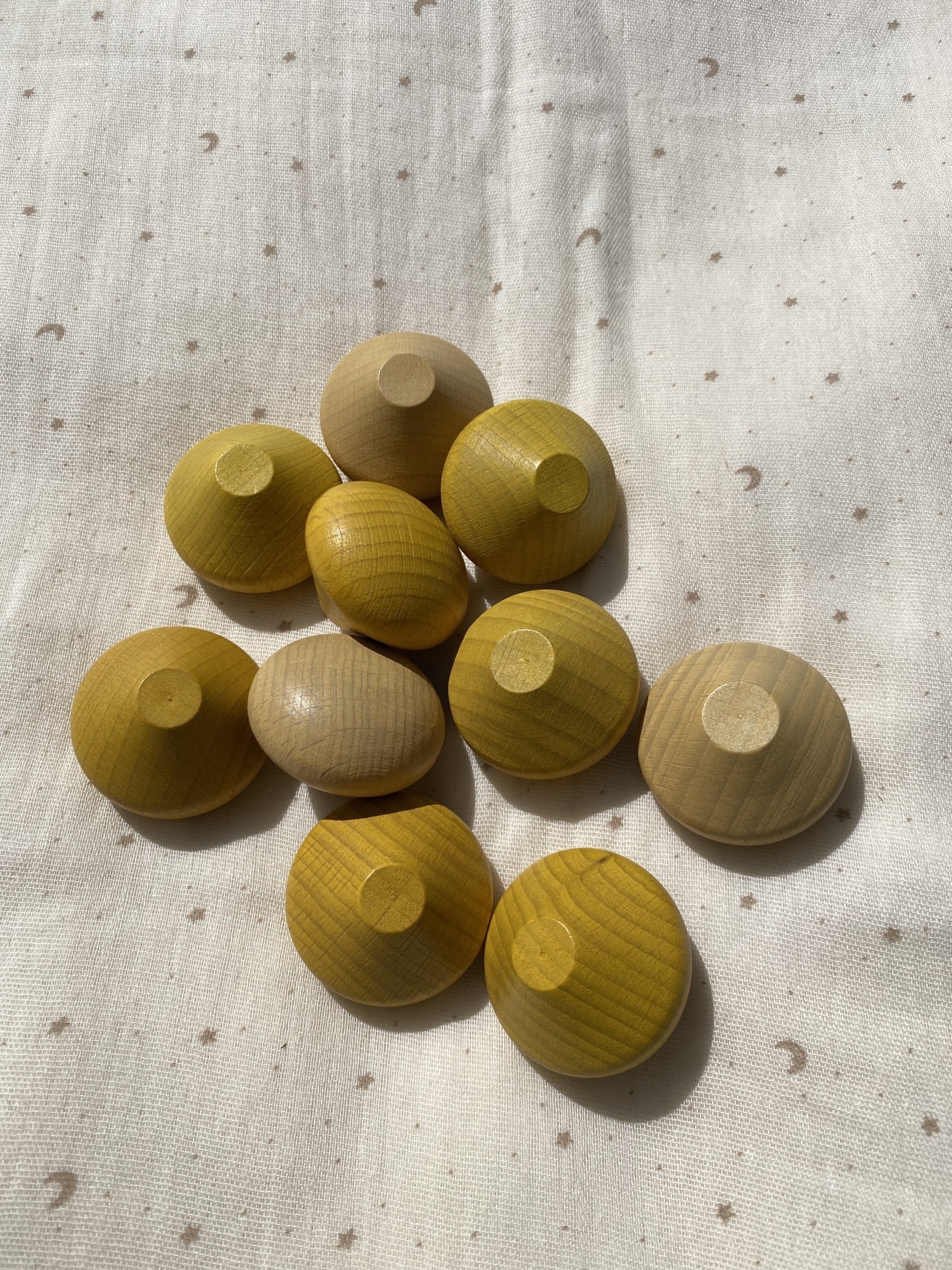 Houten mandala schatten - Kei - Geel - 10 stuks -Tickit