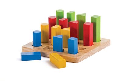 NIEUW - 4 verschillende vormen puzzel - Geometrisch Peg Board - PlanToys