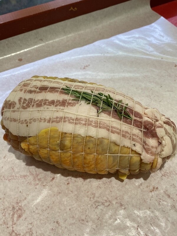 ROLATA DI POLLO (1 PZ = 6/7 hg l'una)