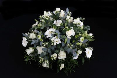 Meer bloemstukken met wit