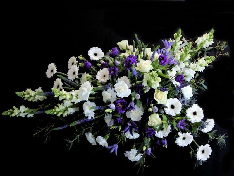 Bloemstuk  Zorgvuldig