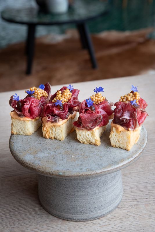 Brioche, Wagyu picanha, aioli & jerez