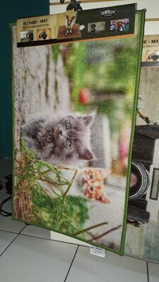 Large Decorative Cat Mat, Size 31″ x 19″ by Pet Park / Mascotas; Size: Large (31 inches x 19 inches); (2 Kittens – Gray &amp; Ginger)