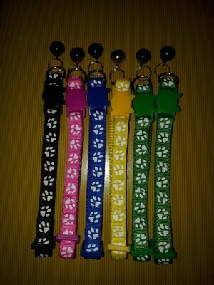 **YASMA Breakaway PAW PRINT Cat Collar -Cat Collar with Bell Kitten Collars with Bell Charm, 1 pc, Solid &amp; Safe, Nylon, Mixed Colors - BREAKAWAY