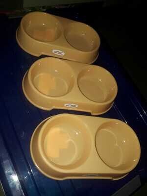 *Cat Bowl Small Pet Food Tray Double Bowl; Colour: Peachy-Cream