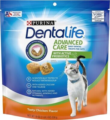 Purina DentaLife Made in USA Facilities Cat Dental Treats, Tasty Chicken Flavor - 19 oz. Pouch (1 POUND 3 OZ.) - MORE THAN 10 TIMES THE SIZE OF A REGULAR BAG!!!