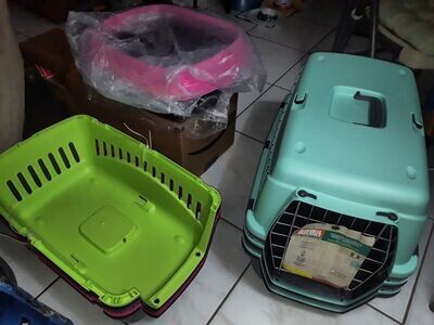 ​Animal Planet Cat Carrier; Size: 58cm x 38cm × 38cm (23.2 in x 15.2 in x 15.2 in)