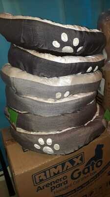 *PET BED FLEECE ROUND; 21" - 3 ASSORTED COLOURS; BROWN, LIGHT GREY, DARK GREY