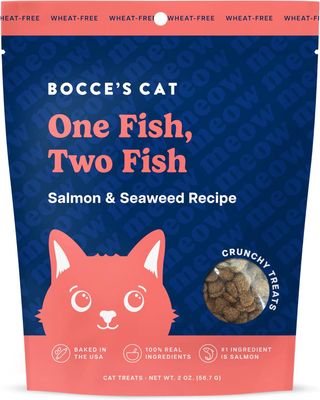 * Bocce's Bakery, One Fish, Two Fish Crunchy Treats for Cats, Wheat-Free Everyday Cat Treats, Made with Limited-Ingredients, Baked in The USA, All-Natural Crunchy Treats, Salmon &amp; Seaweed Recipe, 2 oz
