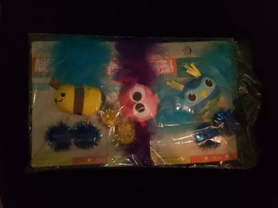 *Animal Planet Bat-Around Cat Toy; Kicker Toy - Assorted