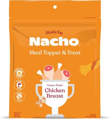 Made by Nacho Freeze-Dried Chicken Breast Meal Topper, Cat Food Topper or Treat, High Protein, Pure Chicken Ingredients, Premium Cage-Free Chicken Breast, Dry Cat Food Crunchy Texture, 3.5 oz.
