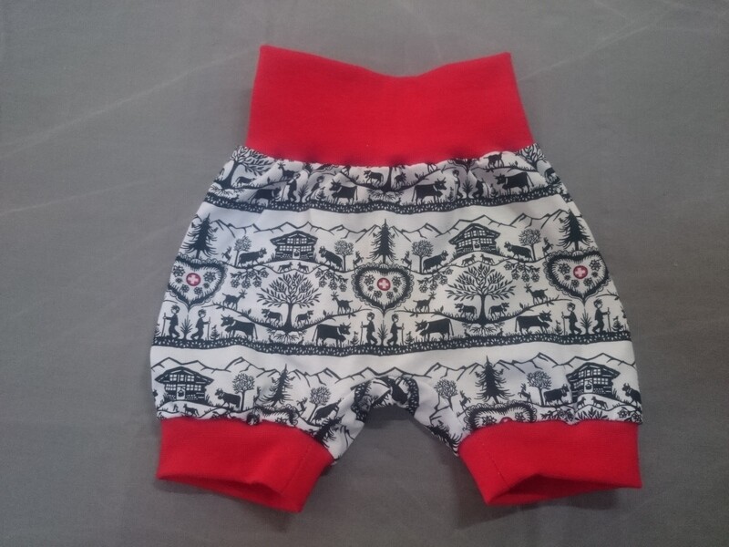 Ballon-Shorts Scherenschnitt ab