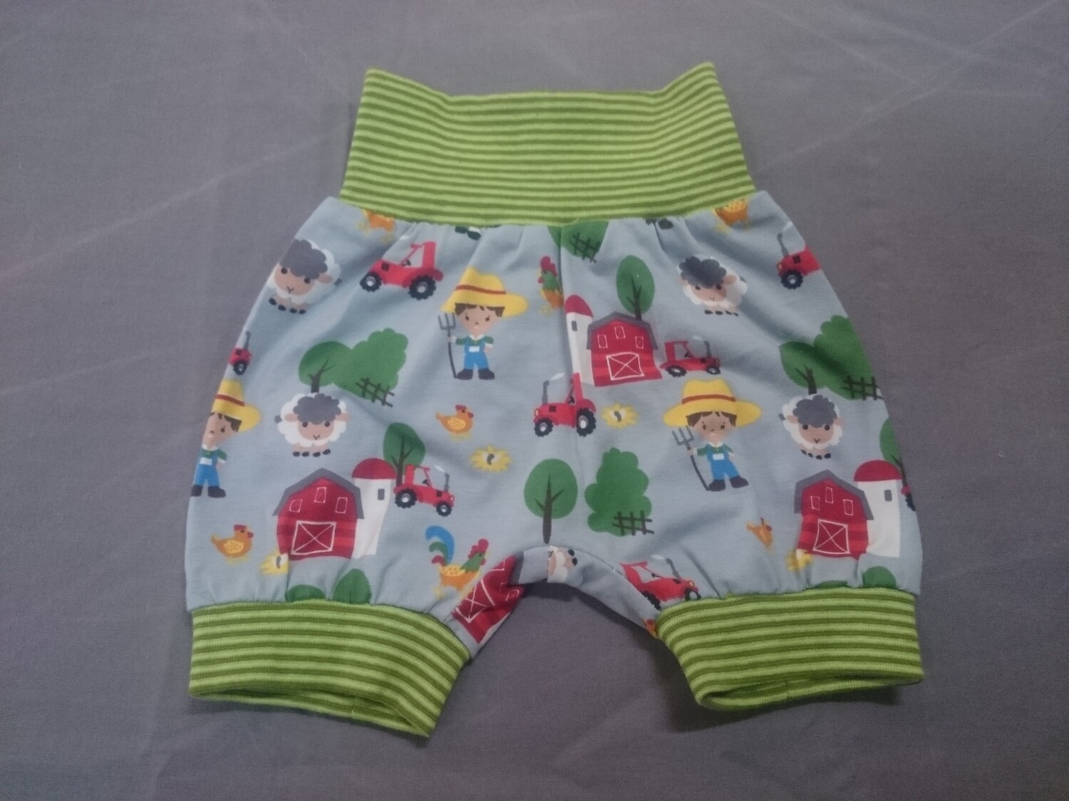 Ballon-Shorts Bauernhof