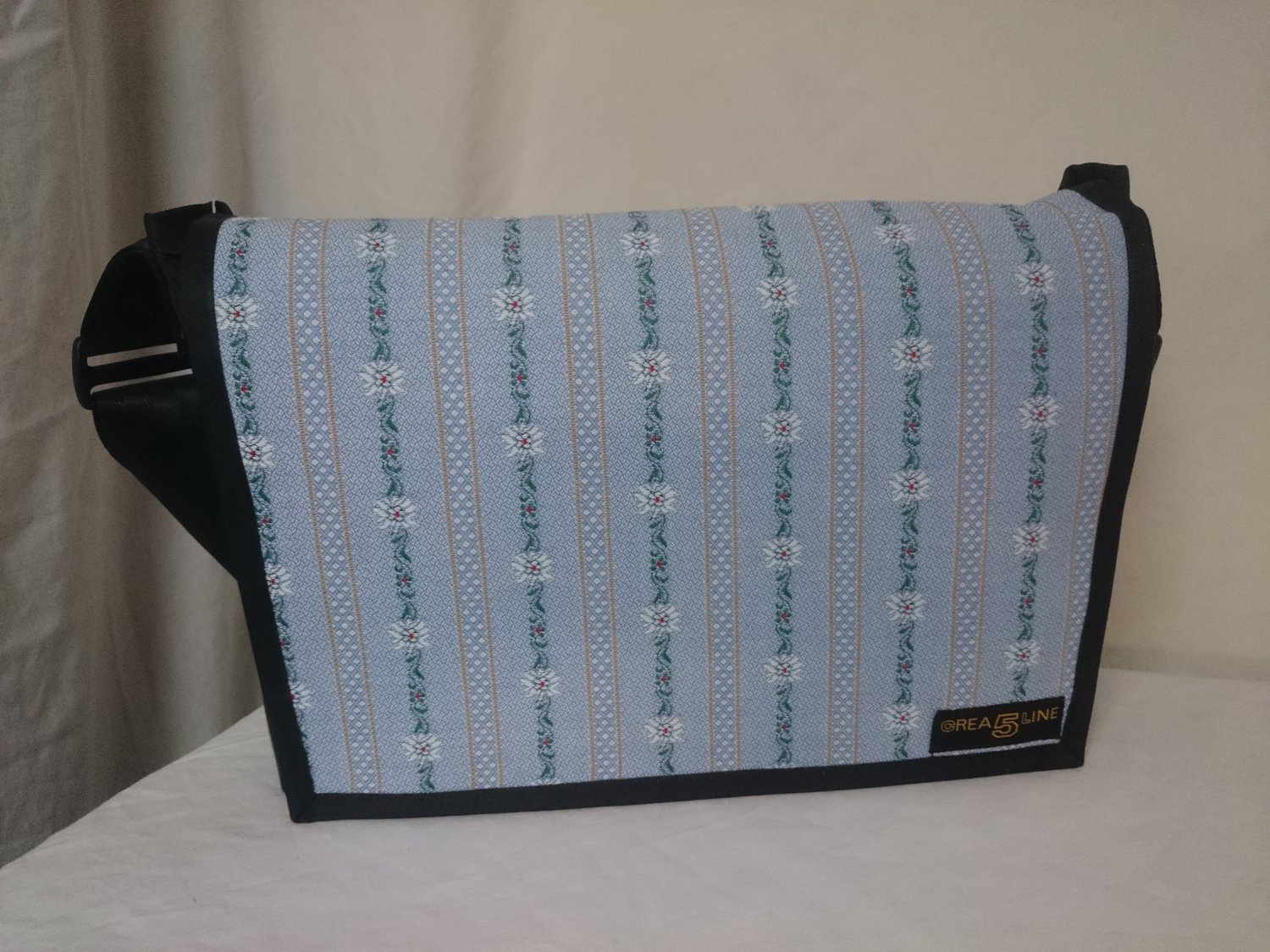 Handtasche/Laptop/Wickeltasche Edelweiss / Schwinger / Winzer in diverse Farben ab