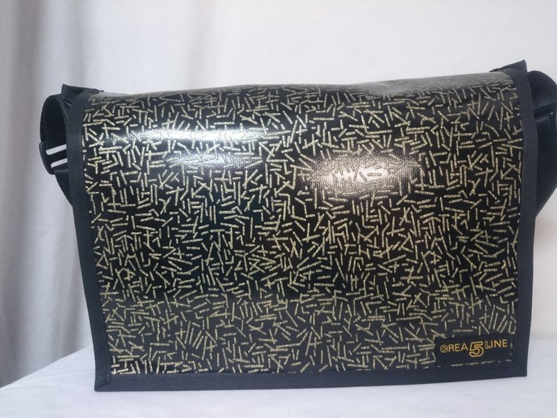 Handtasche/Laptoptasche/Wickeltasche goldene Streifen ab