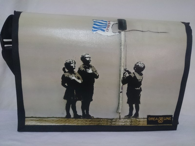 Handtasche Canvas "Pledging their Alleglance to Tesco" gross