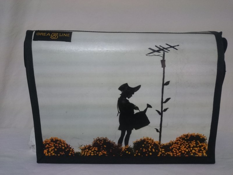 Handtasche Canvas "Watering Can Girl" mittel