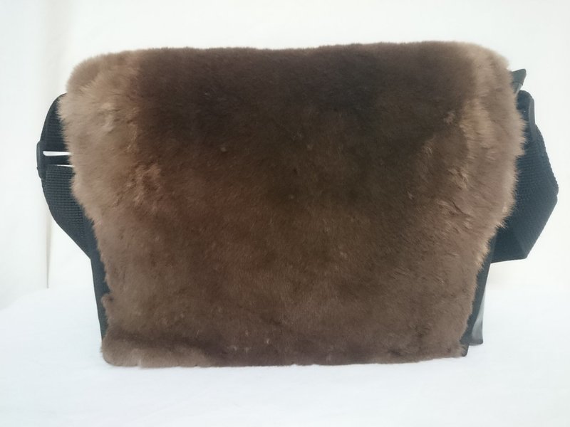 Handtasche mittel mit Hasenfell Rex braun