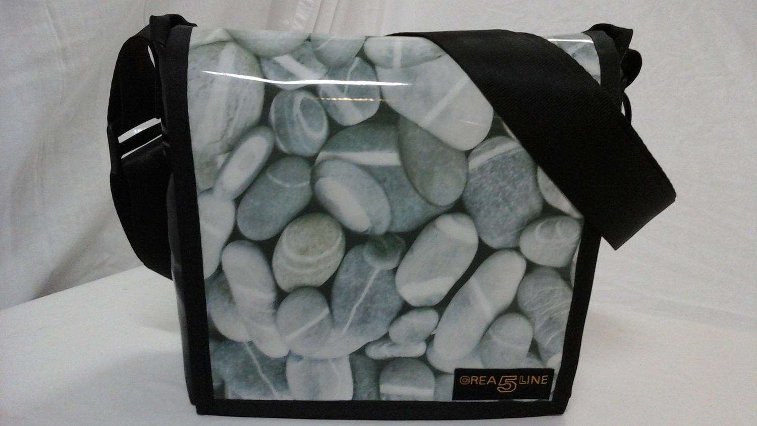 Handtasche klein / Steine ab