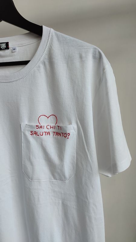 SAI CHI TI SALUTA TANTO?