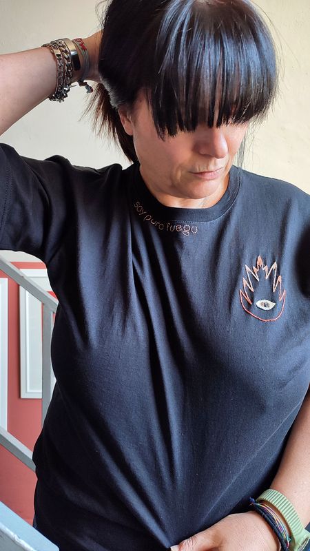 T-SHIRT RICAMATA