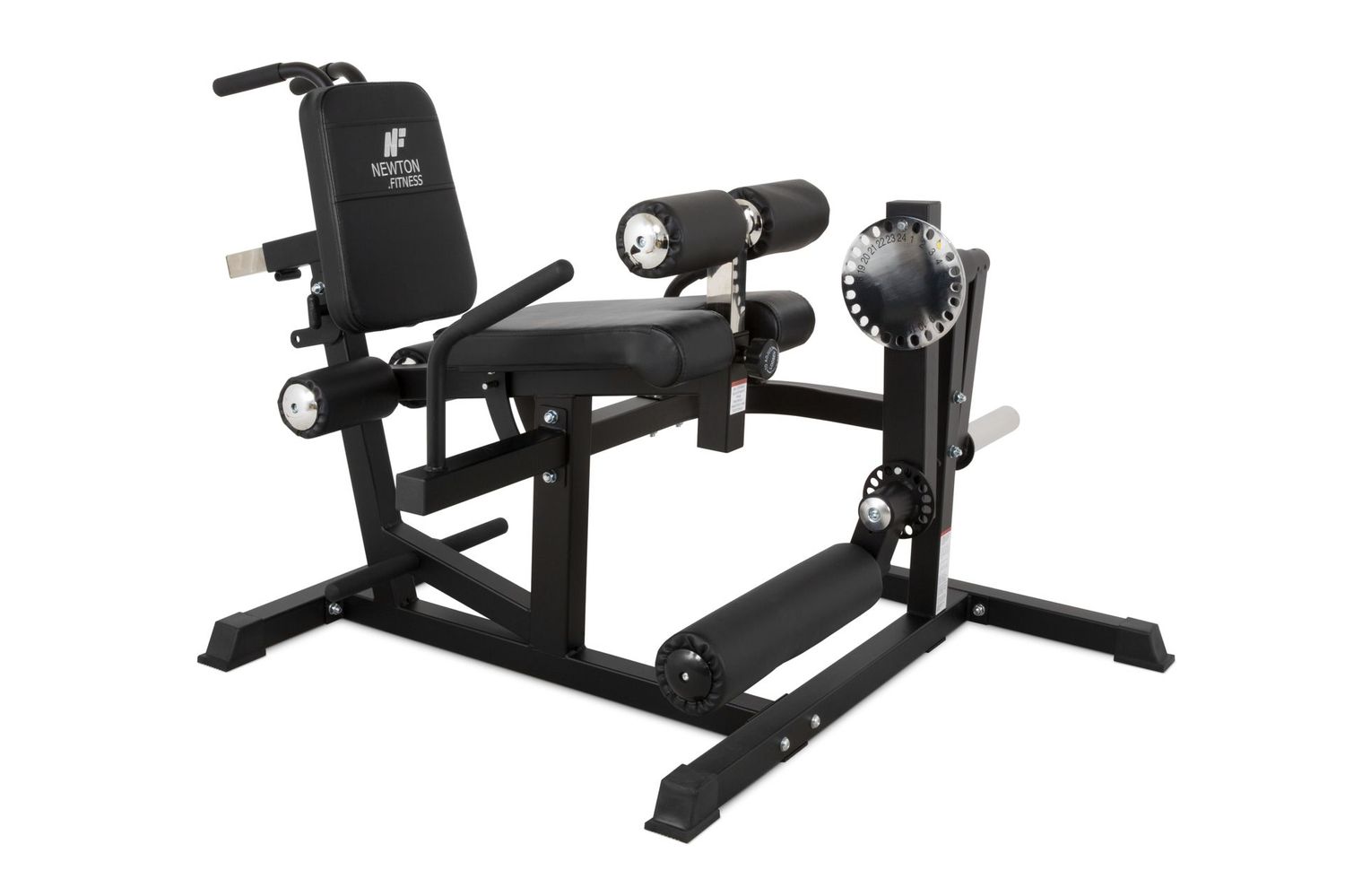 MÁQUINA EXTENSIÓN DE PIERNA MULTIFUNCIONAL NEWTON FITNESS BLACK SERIES BLK-60