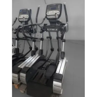 MÁQUINA ELÍPTICA TRUE FITNESS XCS 800  (REACINDICIONADO)