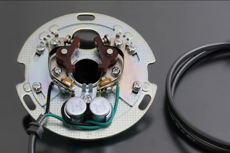 Kawasaki Z1 Z KZ 900 1000 Japanese points &amp; condensers plate complete 21135-011