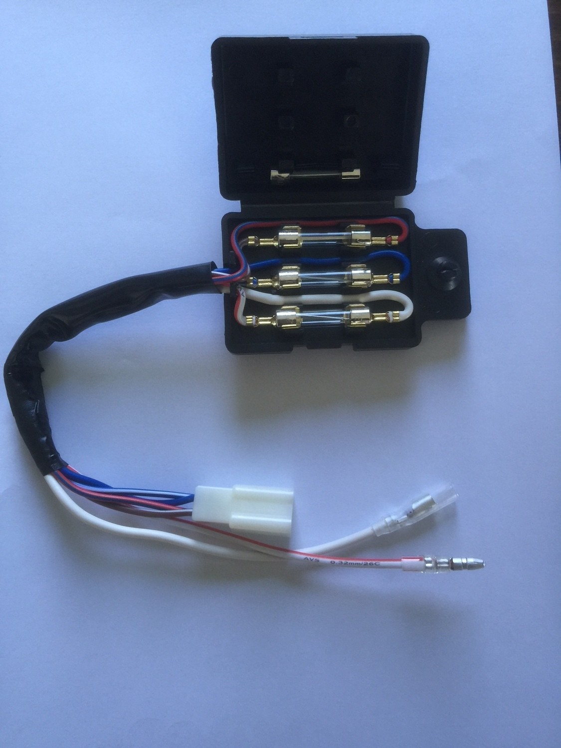 kawasaki Z 400 Z900A4 KZ Z 1000 A1 A2 Z1RD1 Fuse Box 26004-035  26004-1002