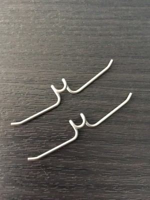 Rear brake pad retaining clip spring X 2 Z KZ 1000 650 Z1R 43086-002