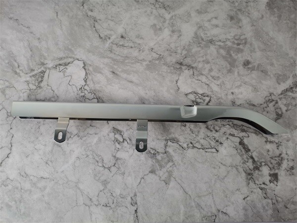 Kawasaki Z1 Z900 Z1000 Chrome plated chain guard 36014-045 36014-061