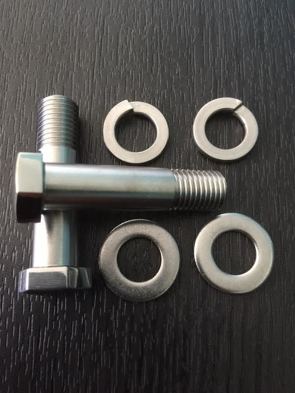 Highly Polished caliper fitting bolts 92007-032 Z900 A4 Z1000 x 2