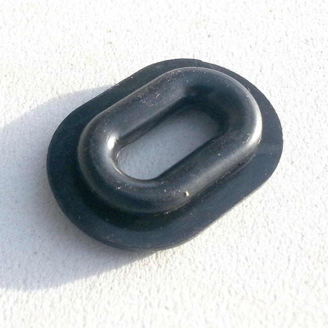 CB 450 550 750 Side Panel Grommet 17247-303-000