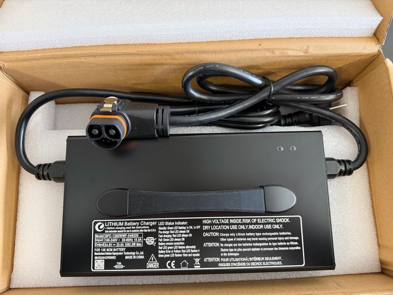 E5 20amp Fast Charger