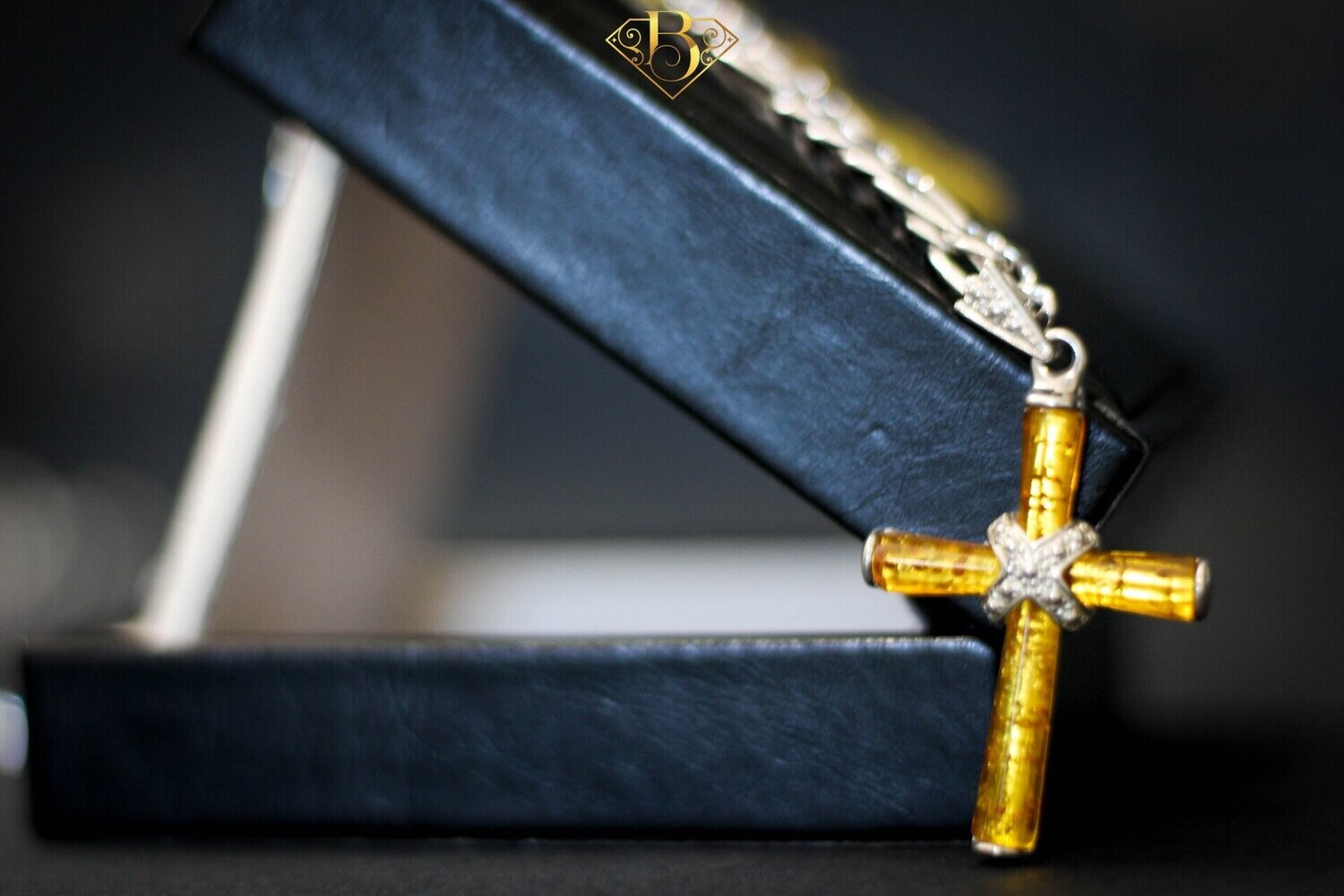 Light Honey Amber Cross