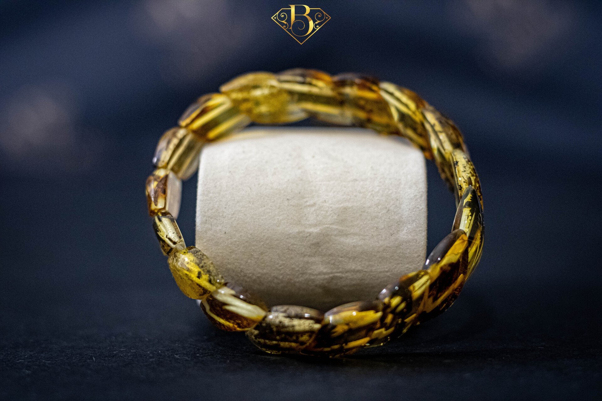 Light Green Amber Bracelet (Inclusions)