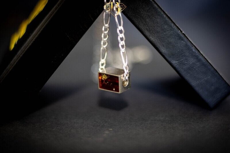 Cubic Amber Donut Necklace