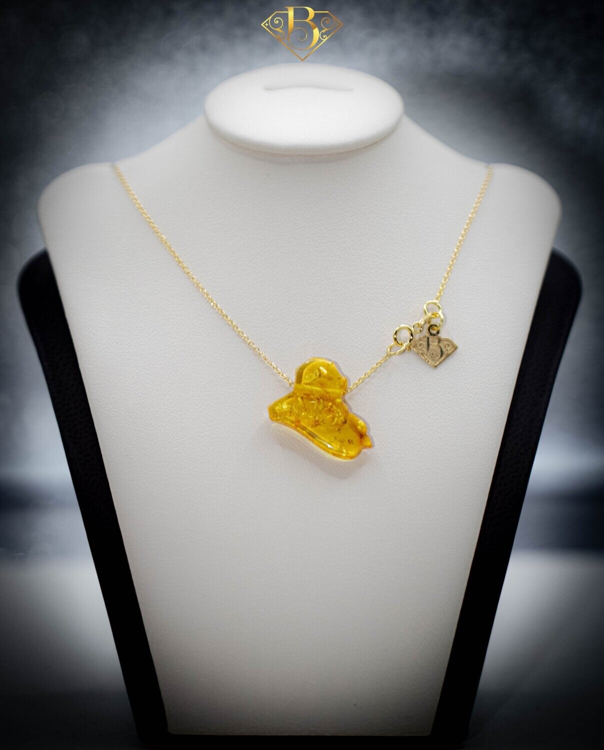 Iraq Necklace (Light Honey Color)