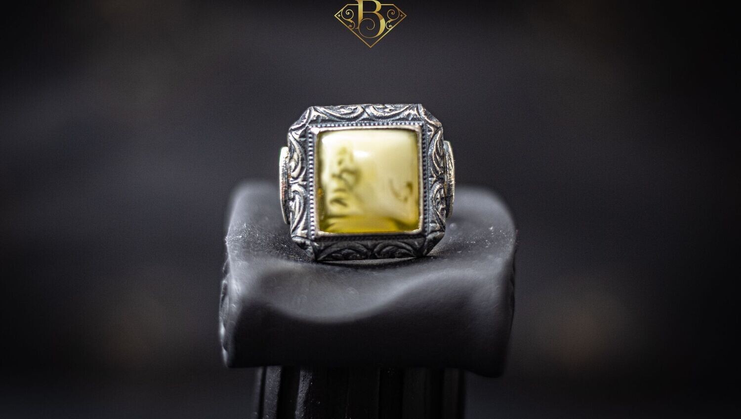 Amber Silver Ring (Square Shape1)