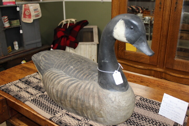CANADIAN GOOSE DECOY