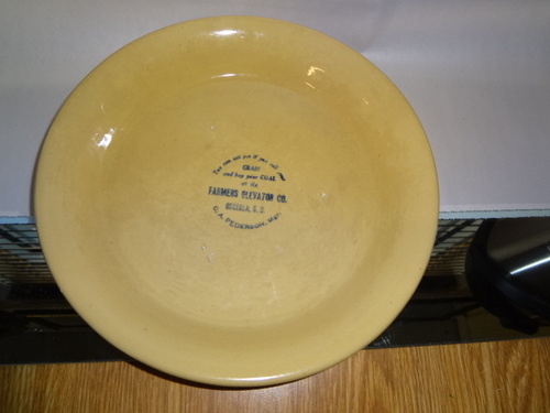 "FARMERS ELEVATOR COMPANY" PIE PLATE