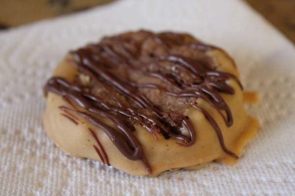 CHOCOLATE-PEANUT BUTTER CUP COOKIES