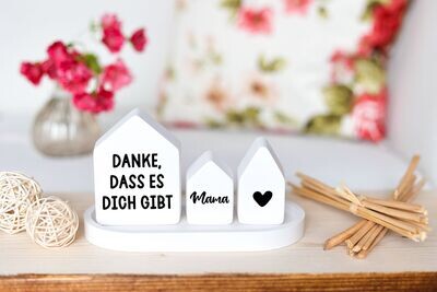 Dekohäuser 3er Set mit Tablett personalisierbar Dekohäuser 3er Set mit Tablett personalisierbar