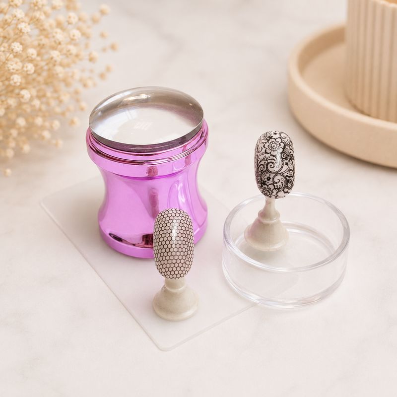 Nail stamper Pink (big) with scraper