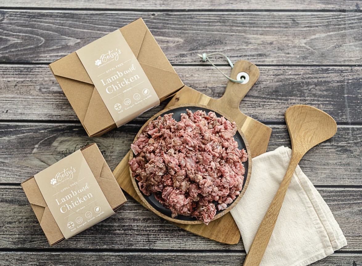 Betsy’s Lamb And Chicken 1kg