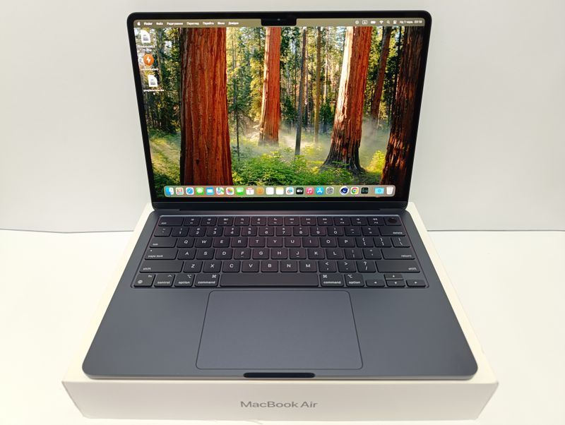 ІДЕАЛЬНИЙ 03/2025! КАСТОМНИЙ Macbook Air 13.6 M3 Midnight TOP 24GB RAM/швидкий 2-чіповий SSD 512GB!/ПОВНИЙ КОМПЛЕКТ + чохол / Apple Care до 03/2026!