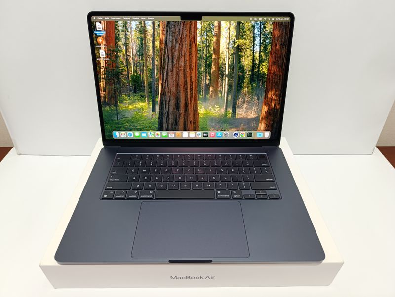 Macbook Air 15 M3 Midnight 02/2025 ІДЕАЛ! 16GB RAM/2-х чиповий швидкий SSD 512GB/ лише 30 циклів / APPLE CARE 02/2026 ПОВНИЙ КОМПЛЕКТ + чохол