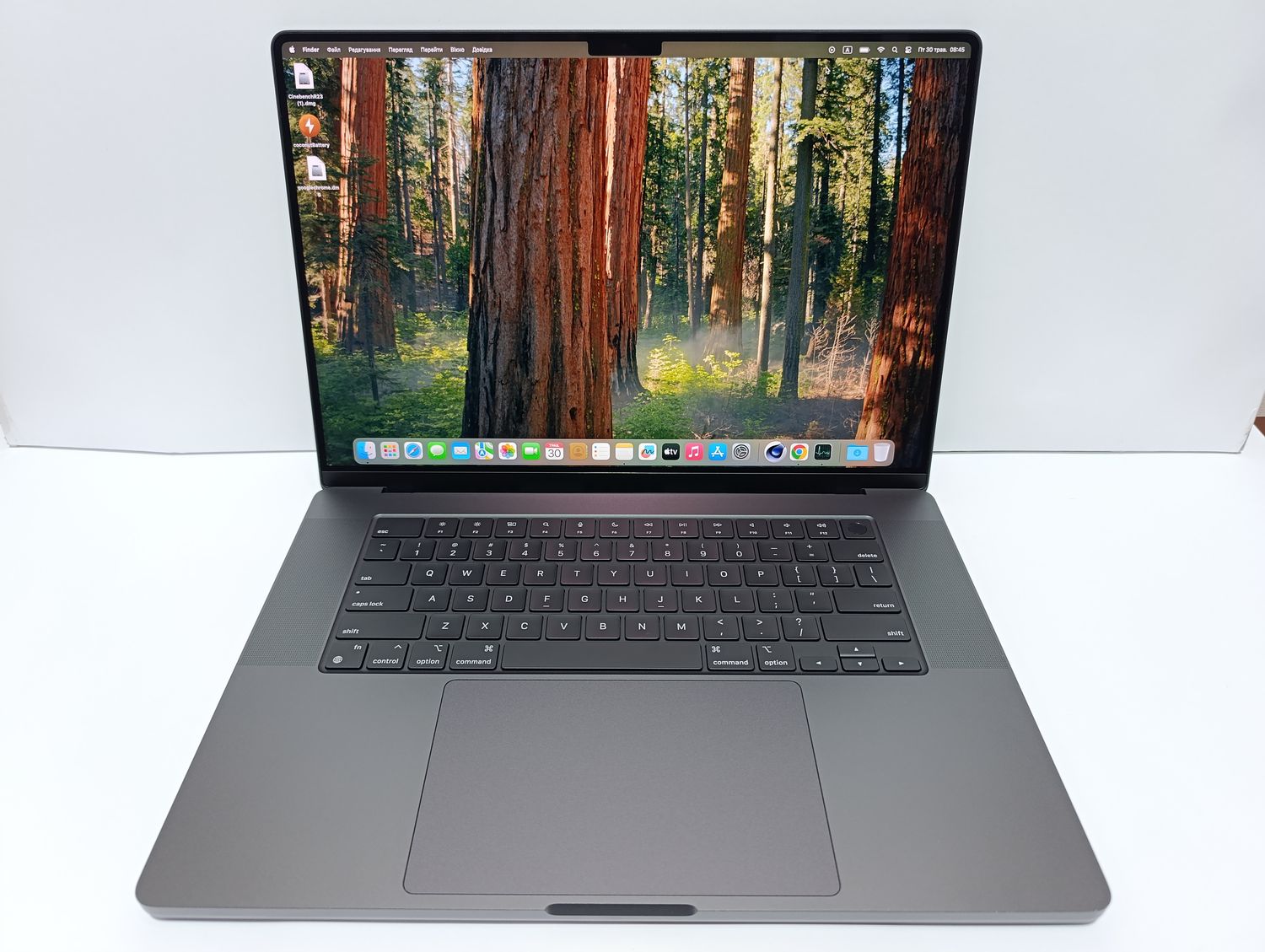 СУПЕР КАСТОМНА МОДЕЛЬ BLACK MACBOOK PRO M3 MAX 16 core/64GB RAM!!!/VIDEO 40 CORE/1TB/APPLE CARE 12/2026 (більше року офіц гарантії) + чохол (мак у нашому Румунському офісі, швидка доставка по ЄС)